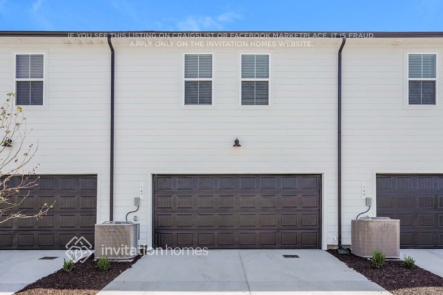 Building Photo - 147 Maybrook Dr