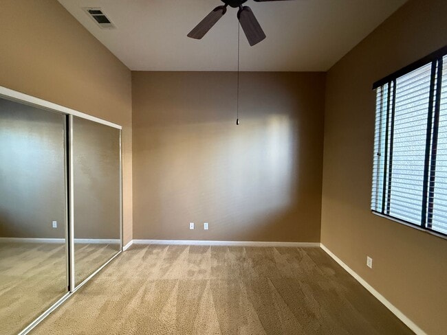 Building Photo - Centrally Located Single Story Home in Traditions