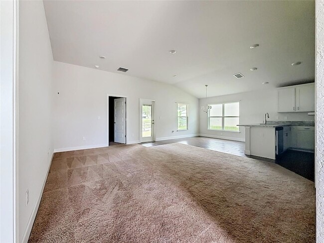 Building Photo - 187 NW 45th Loop