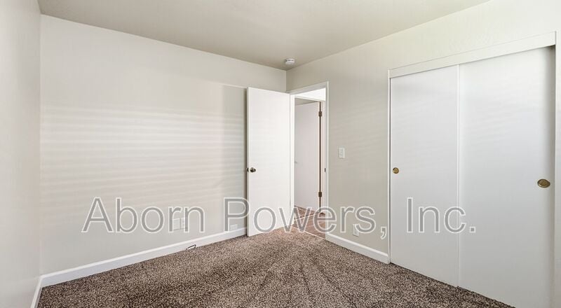 Building Photo - 2760 Coloma St