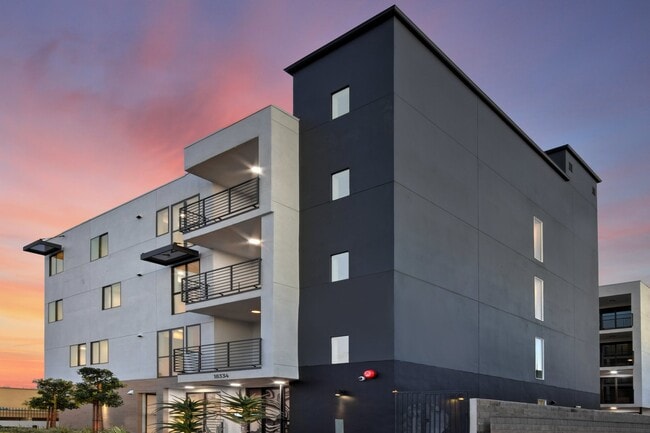 Primary Photo - Luxury Apartments - Move In Special
