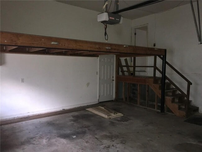Building Photo - 237 Bay Vw Dr