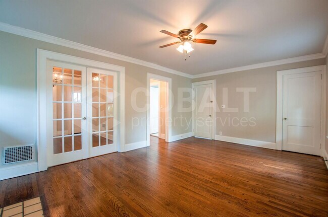 Building Photo - 499 Winton Terrace NE