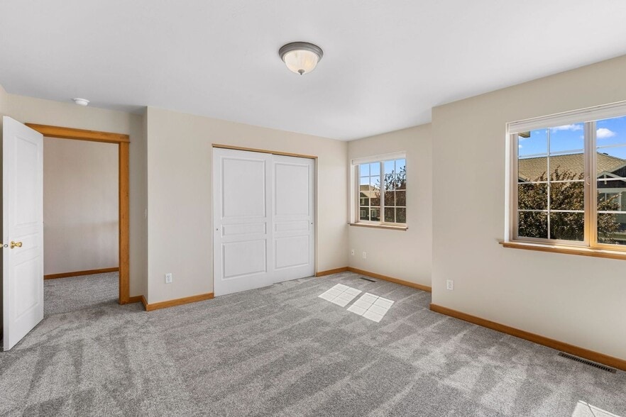Building Photo - 4006 Broadwater Ct