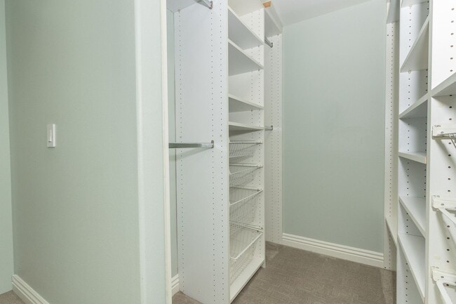 Building Photo - Modern Coastal 3 Bed/3 Bath Townhome w/ Rooftop Deck w/ Bay & Ocean Views in North Pacific Beach!