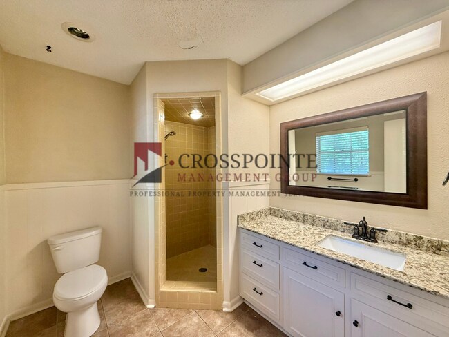 Building Photo - Wonderful updated home near UT Tyler, Available!