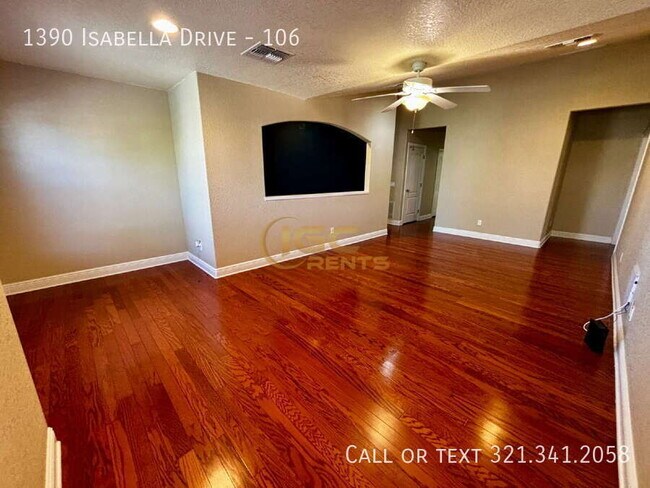 Building Photo - 1390 Isabella Dr