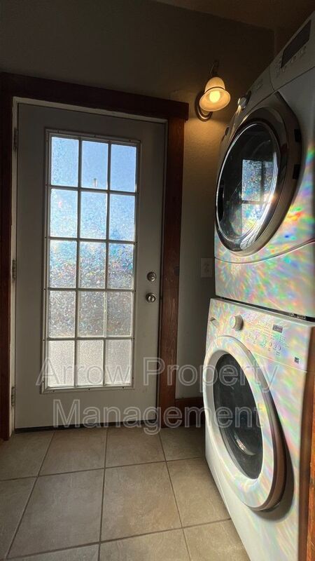 Building Photo - 2829 South St