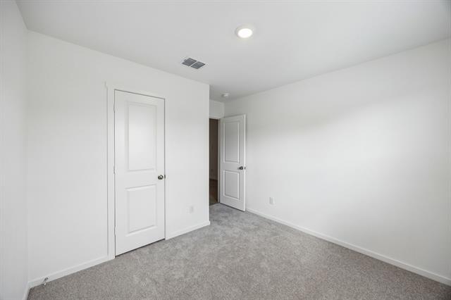 Building Photo - 3012 Tooley Dr