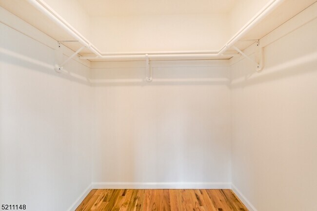 Building Photo - 255 Chadwick Ave