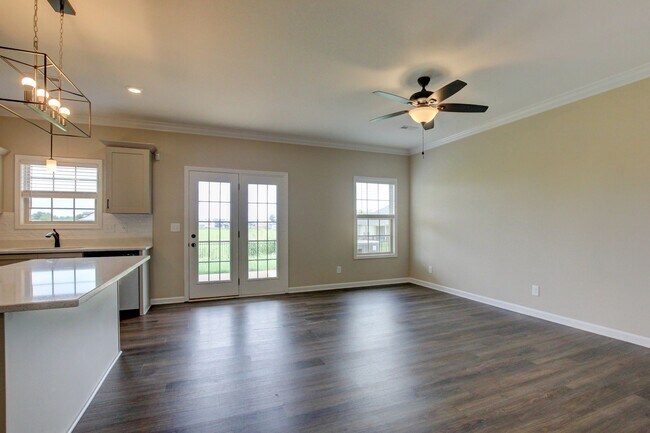 Building Photo - 2547 Rafiki Dr