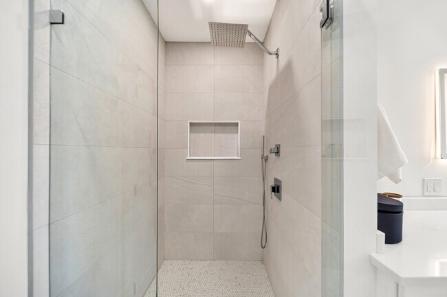 Building Photo - 57 Grampian Way