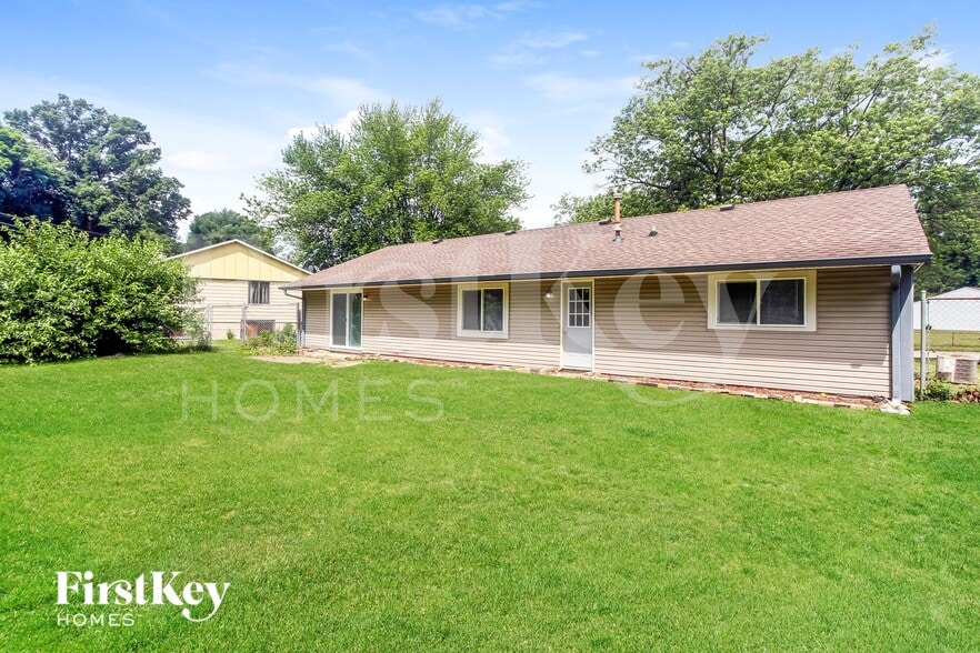 Building Photo - 5837 Walsham Way