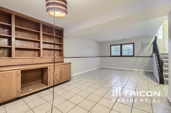 Building Photo - 1510 Farrington Ct