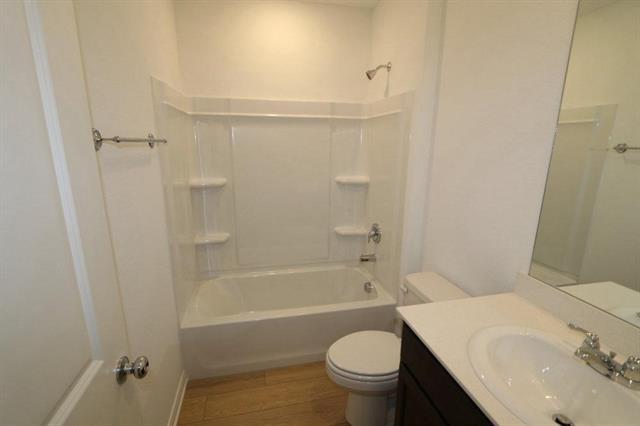 Building Photo - 14836 Picante St