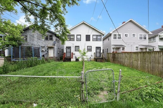 Building Photo - 659 S Burgess Ave