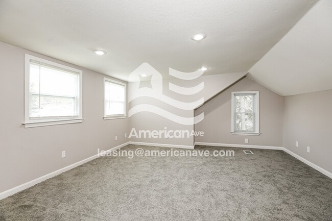 Building Photo - 611 W Wayne St