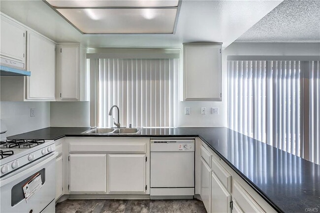 Building Photo - 12228 Leayn Ct
