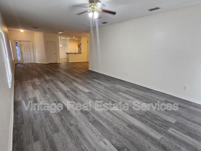 Building Photo - 9344 Mandrake Ct
