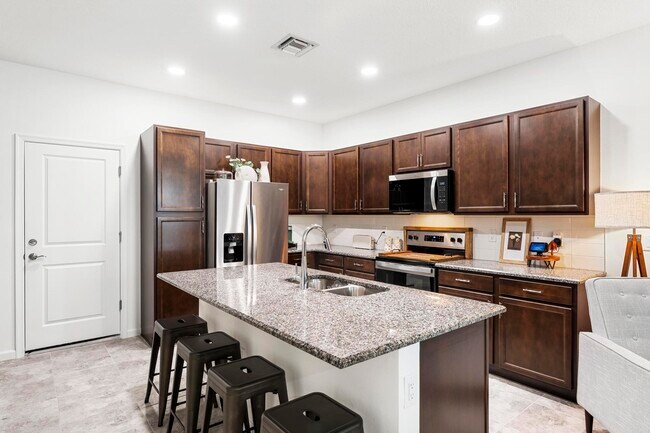 Building Photo - 16417 Mirabell Mnr Ln