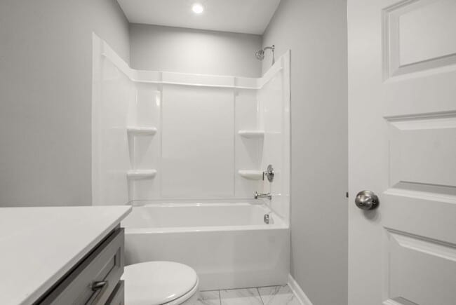 Building Photo - 5339 Bellflower Hls