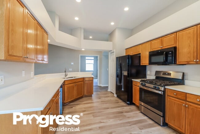 Building Photo - 4525 Roundview Ct