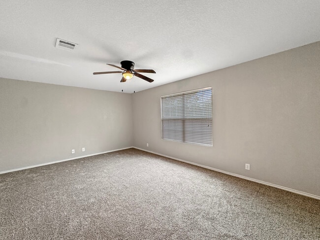 Building Photo - 1826 Strawhouse Way