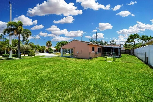 Building Photo - 4511 Sea Grape Dr