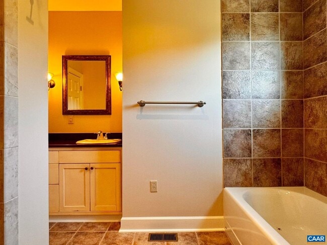 Building Photo - 3834 Thomas Dairy Ln