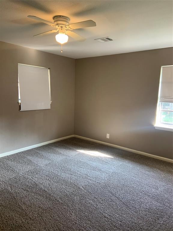 Building Photo - 1005 Fleetwood Dr