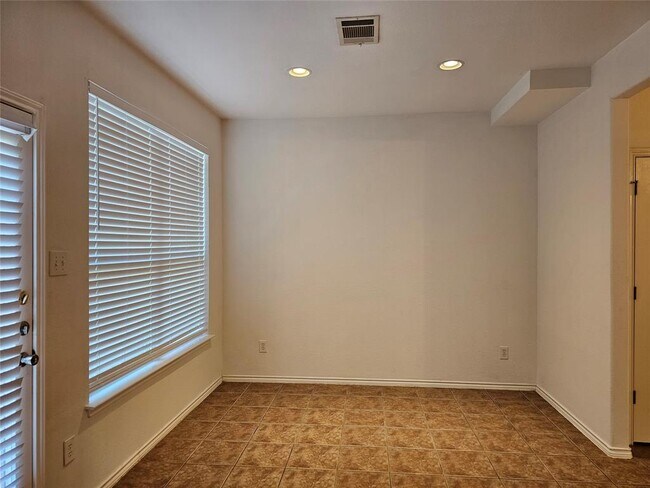 Building Photo - 78 Verde Ranch Loop