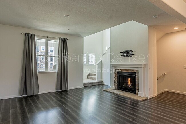 Building Photo - 5415 W 97th Ave