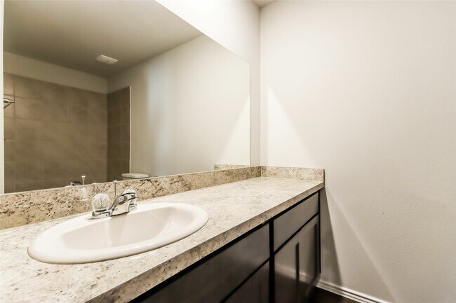 Building Photo - 13568 White Ibis St