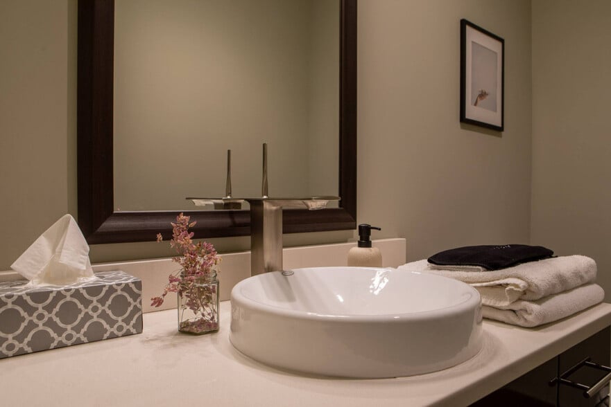 Building Photo - 225 E Michigan St