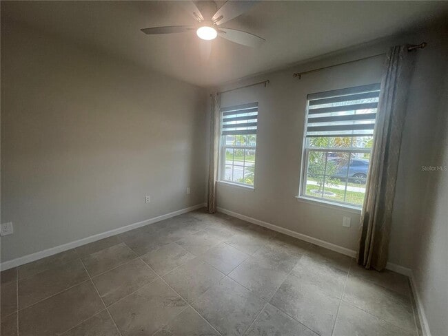 Building Photo - 1717 West Palms Drive