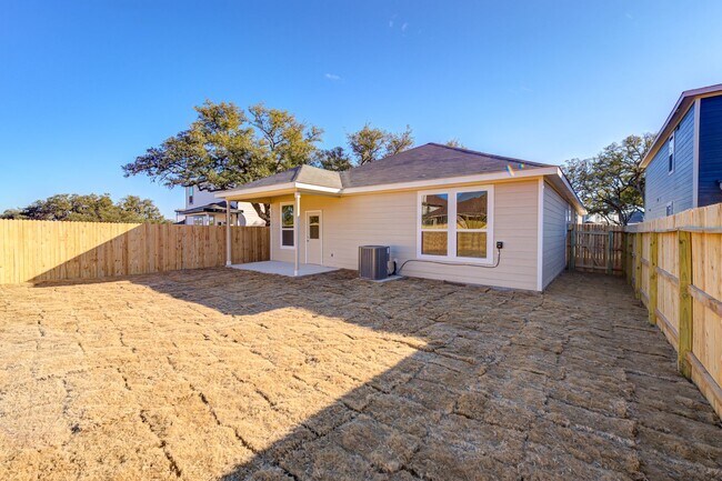 Building Photo - New Construction Rental Home in NW Side.