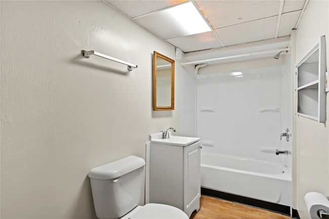 Building Photo - 5202 Delor St