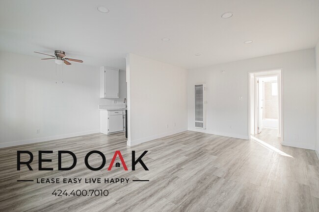 Building Photo - 1088 W 39th St