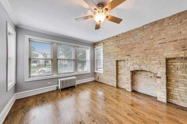 Building Photo - 4457 N Central Park Ave