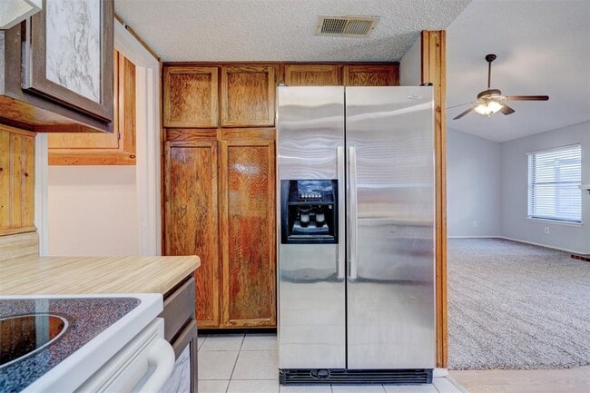 Building Photo - 6700 NW 124th St