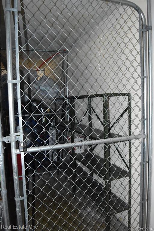 Building Photo - 460 Baldwin Ave