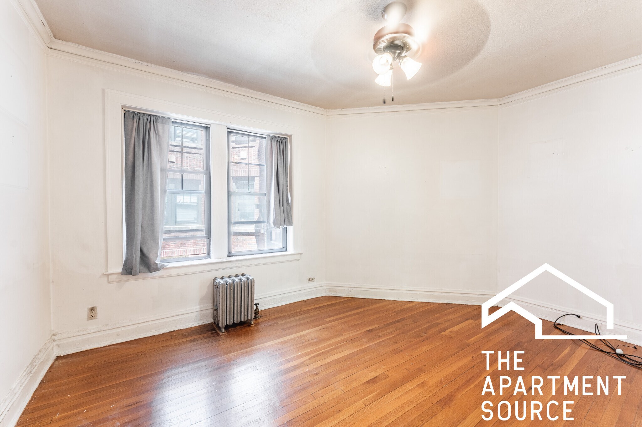 Building Photo - 4723 N Leavitt St