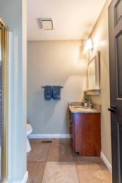 Building Photo - 9885 Belmont Ct