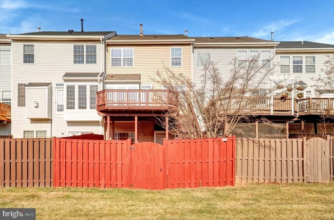 Building Photo - 43787 Virginia Manor Terrace