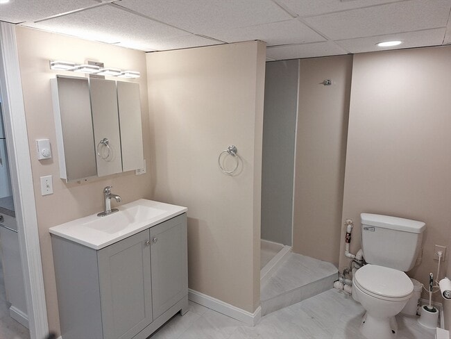 Building Photo - 157 Thatcher Rd