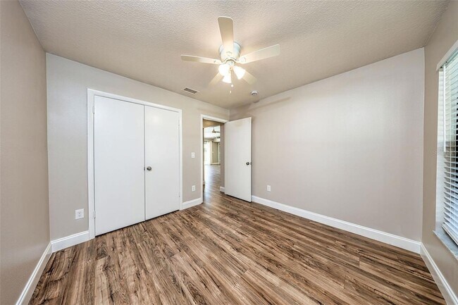Building Photo - 308 Alba Ln