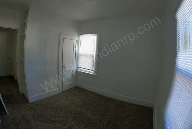 Building Photo - 442 E Wildwood Ave