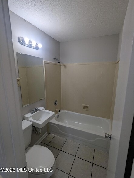 Building Photo - 1699 Whitehead Dr