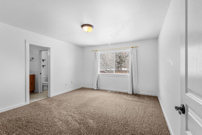 Building Photo - Northeast 3 BR - 2 BA Single-level Home w/ large Backyard