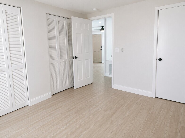 Building Photo - 3120 Sandspur Dr